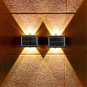 Solar 4 head wall wash light Outside,LED Solar Outdoor Lights, Waterproof Solar Garden Lights Maintain 10 Hours of Lighting for Christmas, Garden, Landscape, Path, Yard, Patio